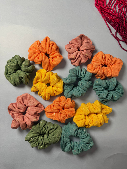 Ariaa Multicolour Scrunchies