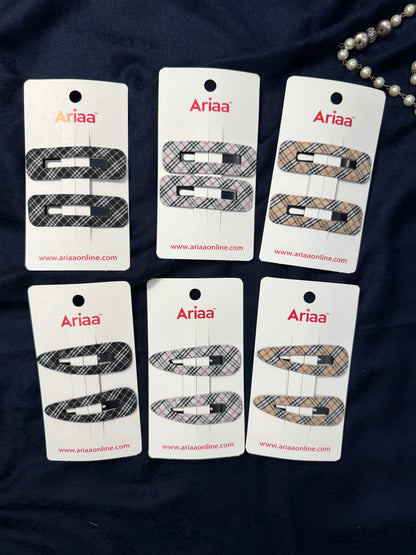 Burberry Tic Tac Pins