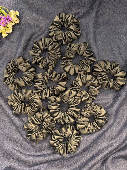Black Jumbo Satin Scrunchies