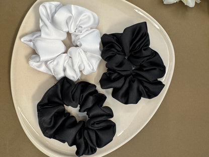 Ariaa Multicolour Medium Black White Satin Scrunchies