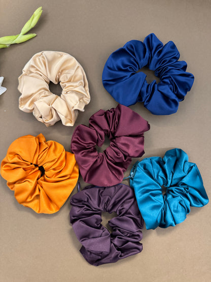 Ariaa Multicolour Jumbo Zipper Satin Scrunchies - 2