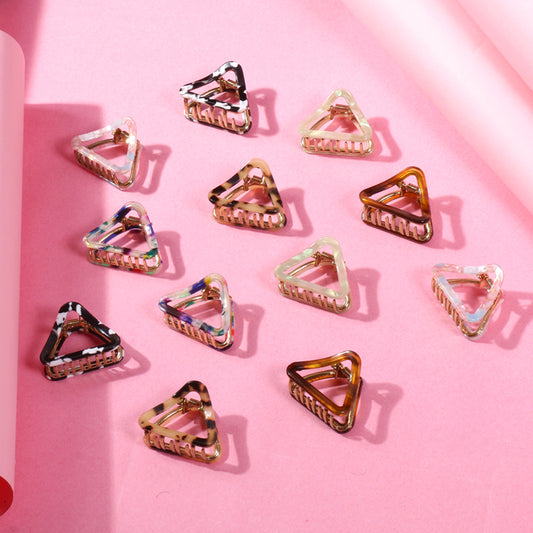 Triangle Shaped Printed Claw Clips (Per Pc)
